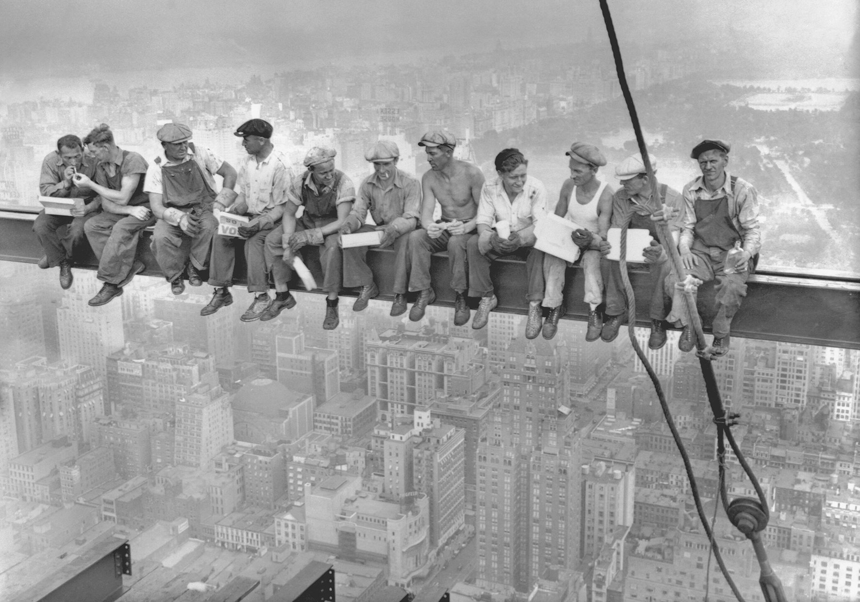 Lunch-atop-a-Skyscraper-Charles-Clyde-Ebbets.jpeg