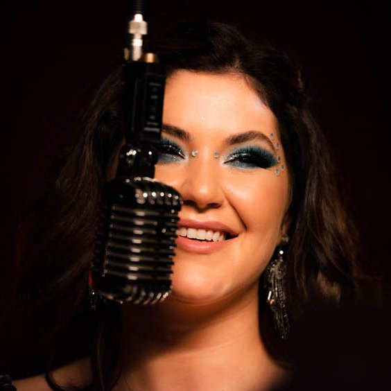 Celeste o novom albume: „Bude to sladko-kyslá cukrová vata so silným charakterom spovede.“