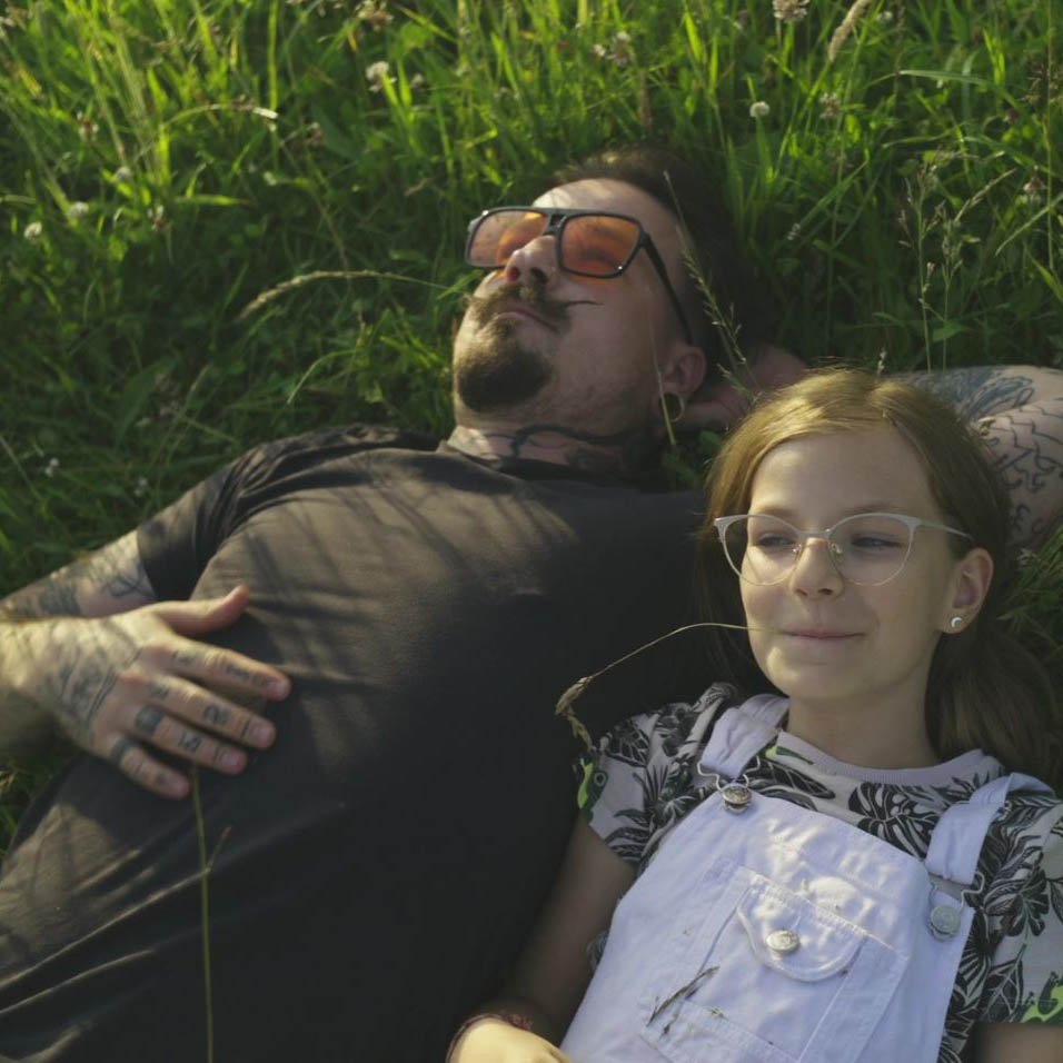 Peter Juhás a Radovan Hanko v inšpiratívnom duete Každý pád