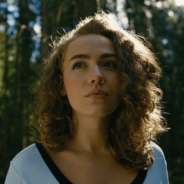 Laura Onusko stvárňuje dve role v novinke Jediná