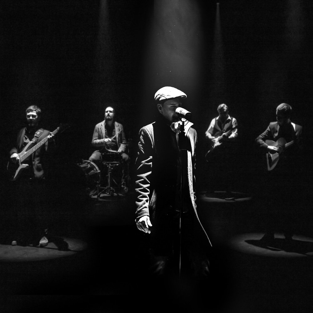 Karol Mikloš prichádza s novým singlom - Nevieš, čo ti hovorím