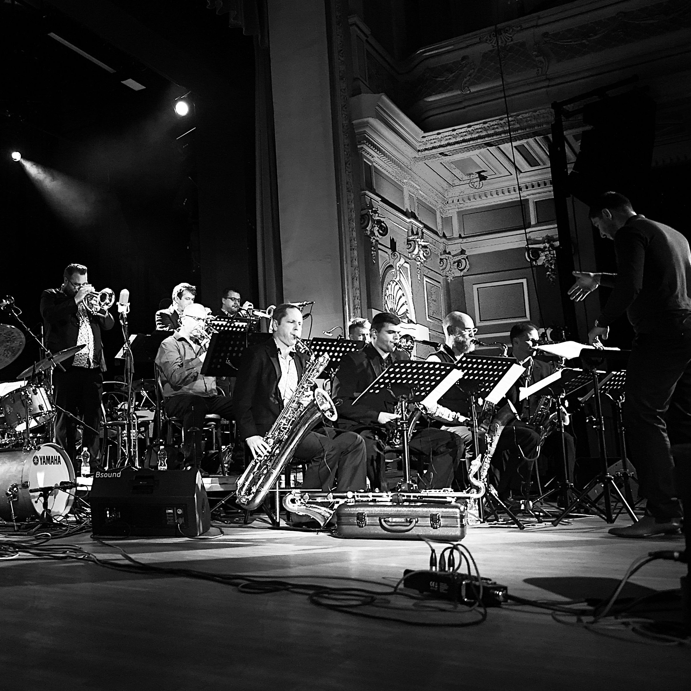 Medzinárodný Big Band - Lukáš Oravec Orchestra (CZ/SK/USA/DE/HU) vyráža na Česko-Slovenskom turné