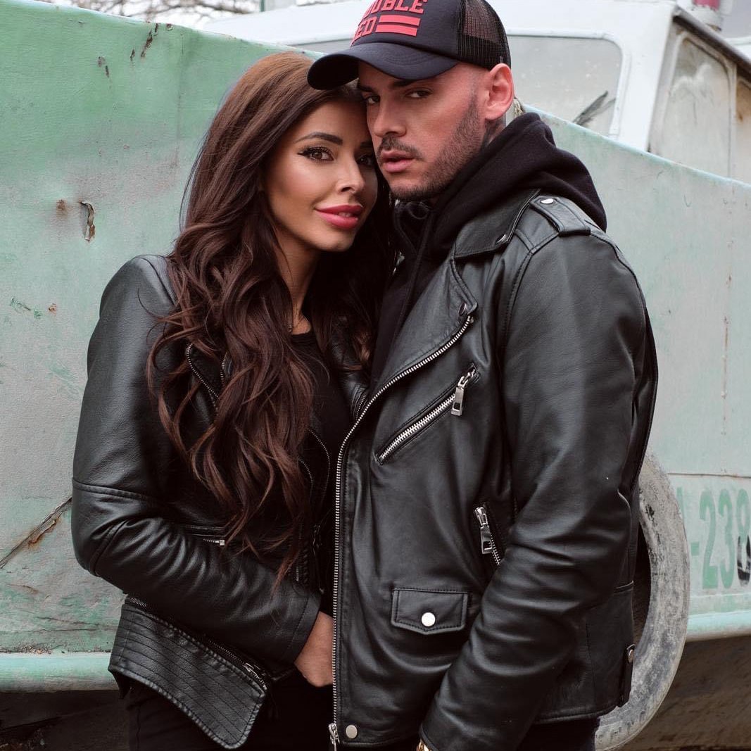 Majself vypúšťa ďalšiu skladbu, na ktorej ho núti žena zostať pri nej.  “Mesto” je novým hitom mladej speváčky a rapera, ktorá valcuje internet!