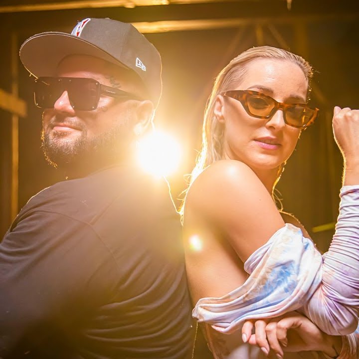 Kali s Lenkou Piešovou sľubujú s novinkou “Leto celý rok”!