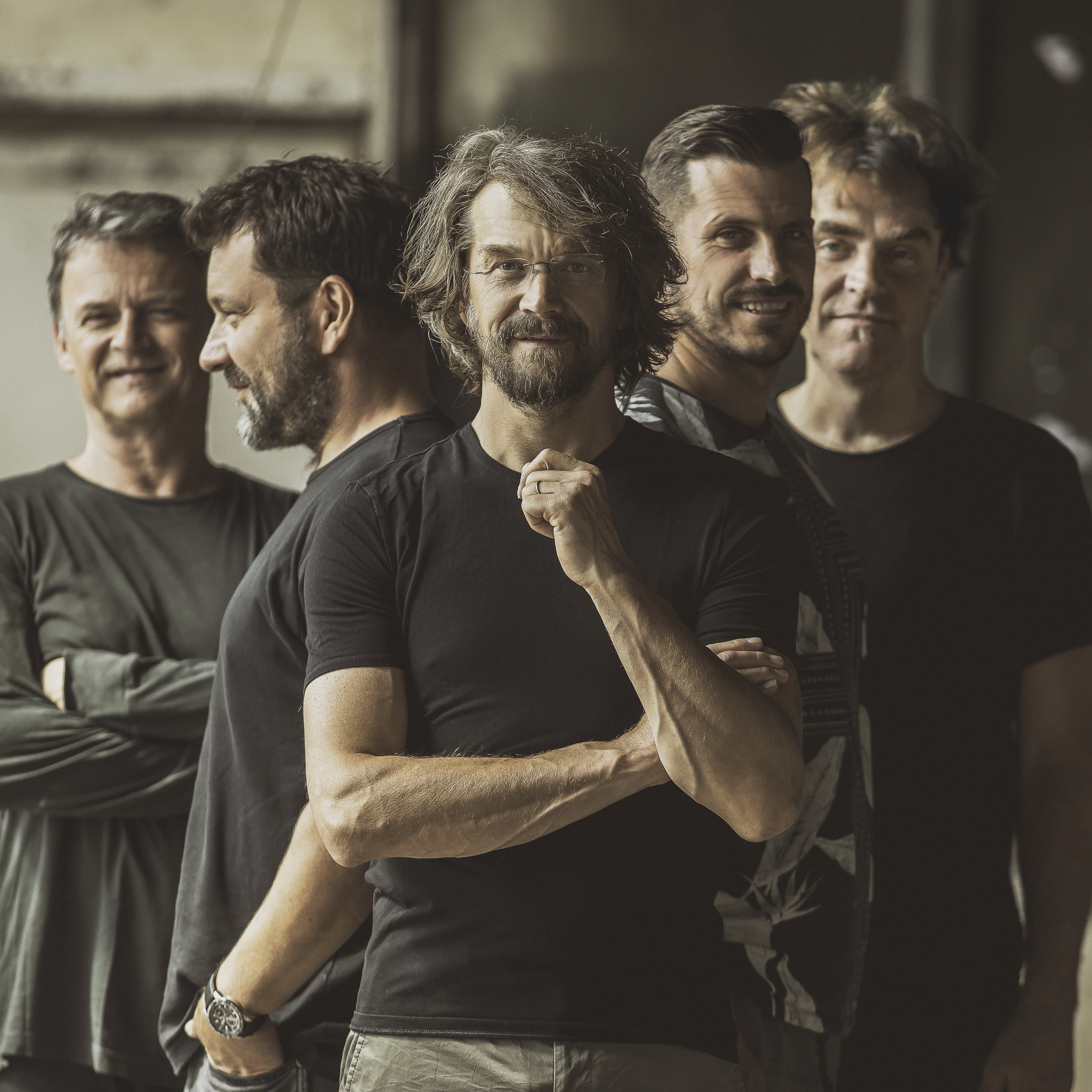 Dan Bárta a Illustratosphere vyrážajú na jesenné turné s reedíciou prvých albumov, vystúpia aj na Slovensku