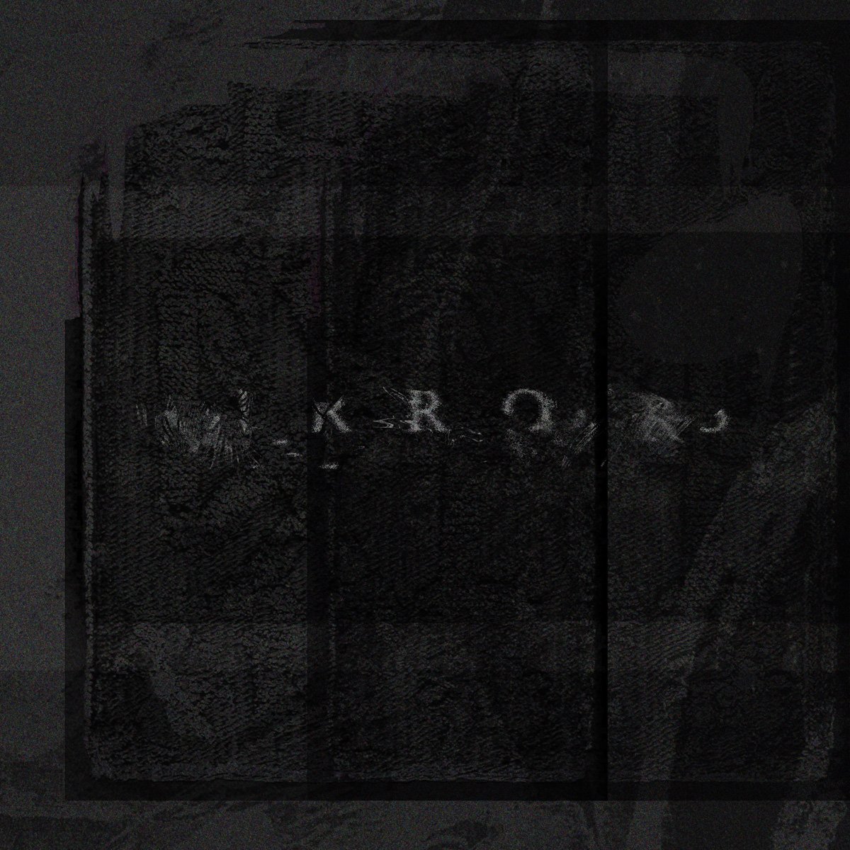 Manon meurt vydávajú singel Mirrors s producentom Eddiem Stevensom